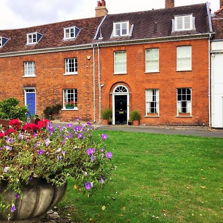St Mary'S Bed & Breakfast Bury St. Edmunds ภายนอก รูปภาพ