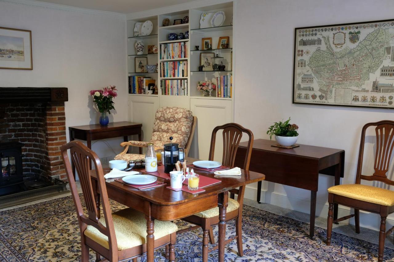 St Mary'S Bed & Breakfast Bury St. Edmunds ภายนอก รูปภาพ