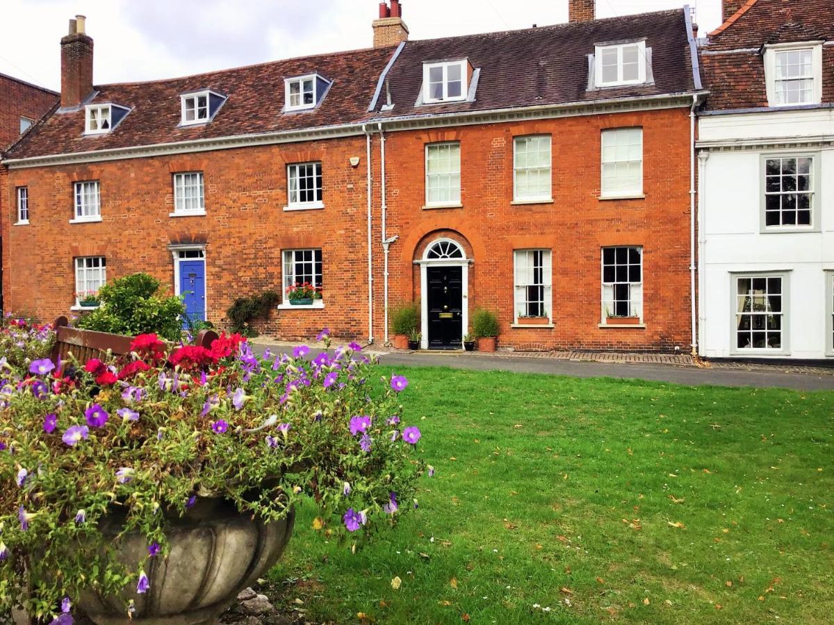 St Mary'S Bed & Breakfast Bury St. Edmunds ภายนอก รูปภาพ