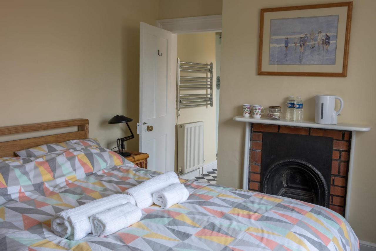 St Mary'S Bed & Breakfast Bury St. Edmunds ภายนอก รูปภาพ